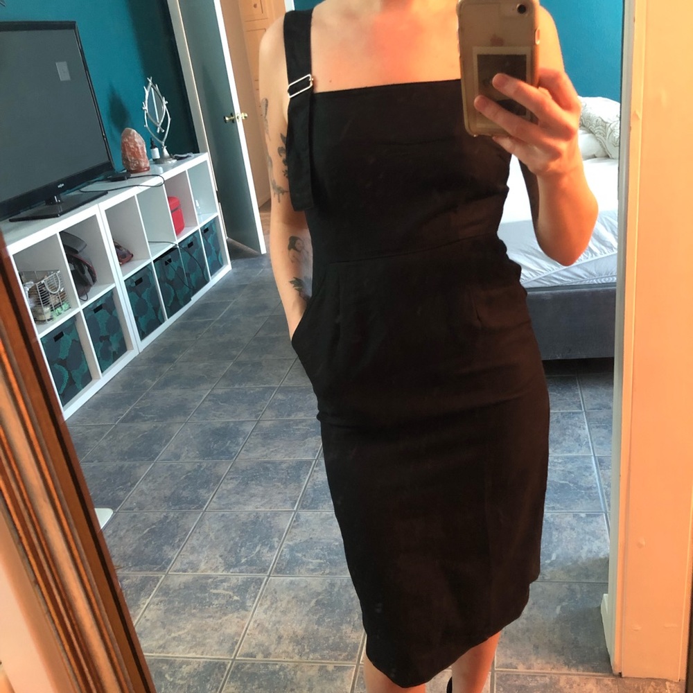 Avec La Filles Size 4 Black Linen Apron Dress